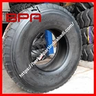 Ban Truk Bridgestone 425 / 65 - R22.5 - 20PR - M748 1