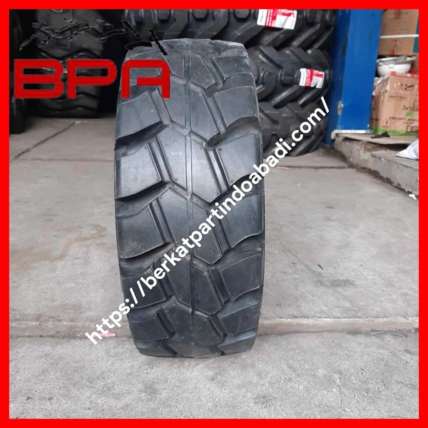 Ban Solid Forklift Bridgestone 21 x 8 - 9 - Puncnon Lug 01 - PL01