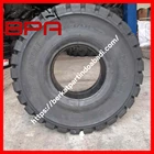 Ban Solid Forklift Bridgestone 6.00 - 9 / 600 - 9 - Puncnon Lug 01 - PL01 1