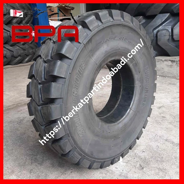 Ban Solid Forklift Bridgestone 6.00 - 9 / 600 - 9 - Puncnon Lug 01 - PL01