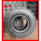 Trelleborg Forklift Tires 18 x 7 - 8 - 16PR - T900 1