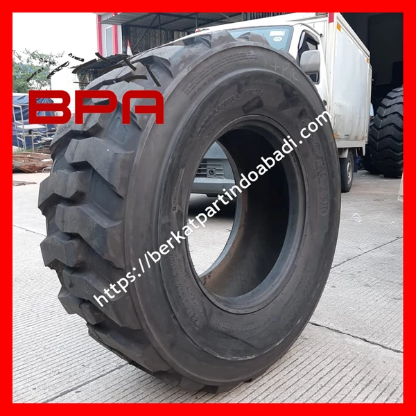 Otani Skid Steer Loader Tires 14 - 17.5 - ( 355 / 70 - D17.5 ) - NHS 