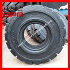 Solid Forklift Armor 6.00-9 (600-9) tires 1