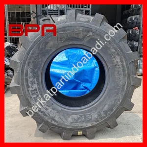 Ban Backhoe Loader 19.5L - 24 - 12PR - BKT - TR459 - Berkat Partindo Abadi